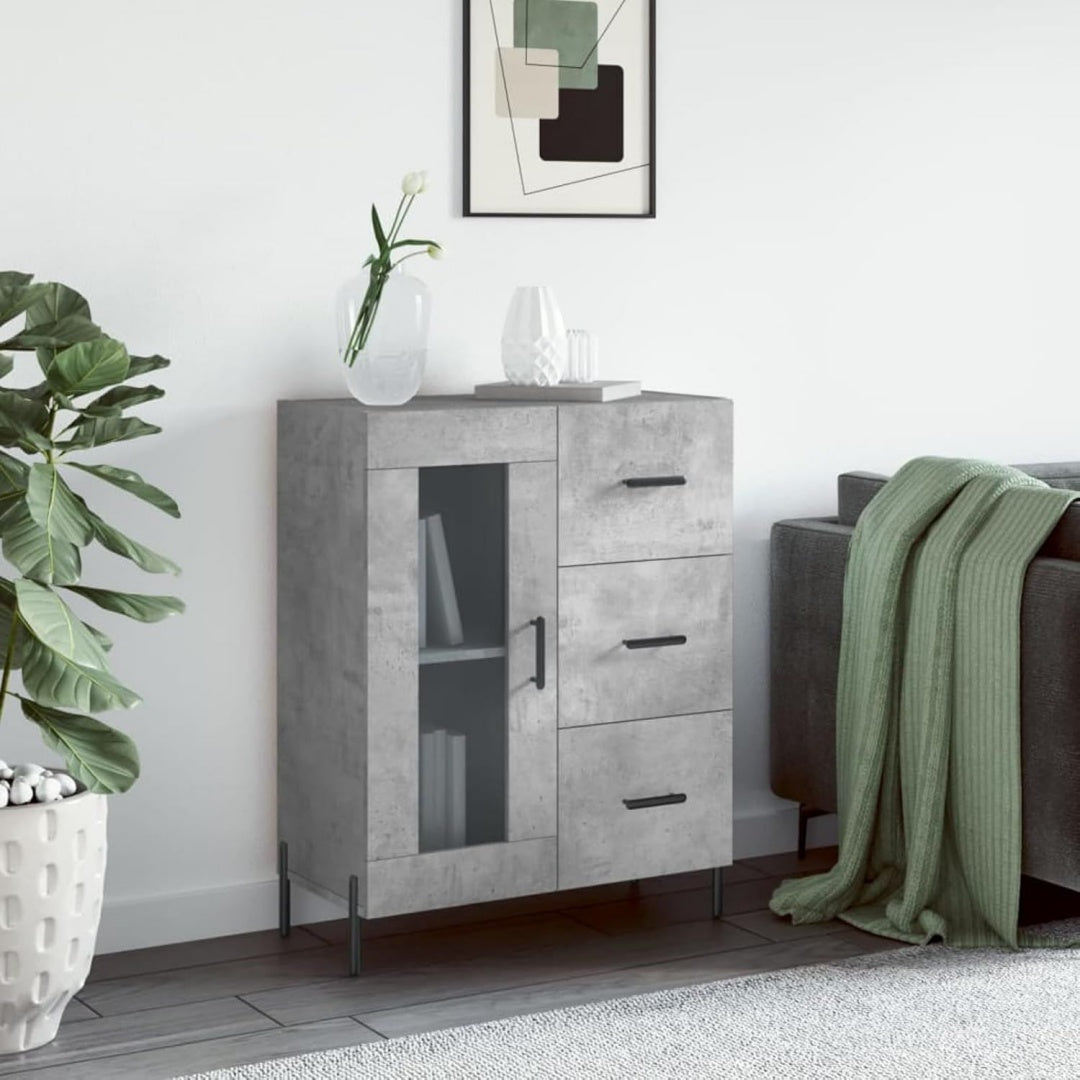 Schubladen treffen auf Glastueren an dem Sideboard