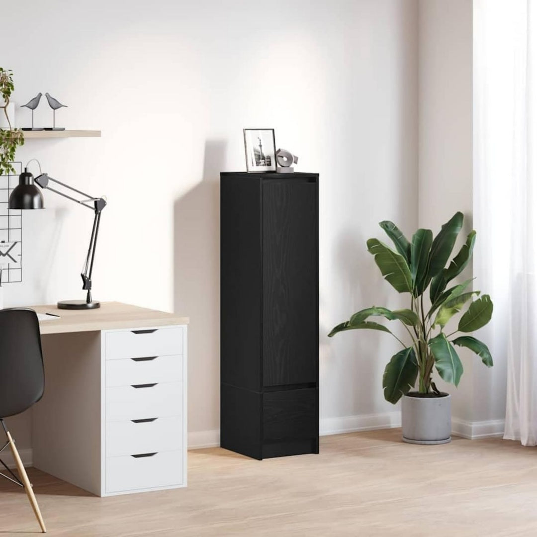 Hochschrank mit den Massen 29.5 x 34 x 119.5 cm in Schwarz und Eichenbraun