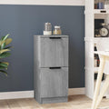 Sideboard aus Glas zeigt geschlossenen Stauraum