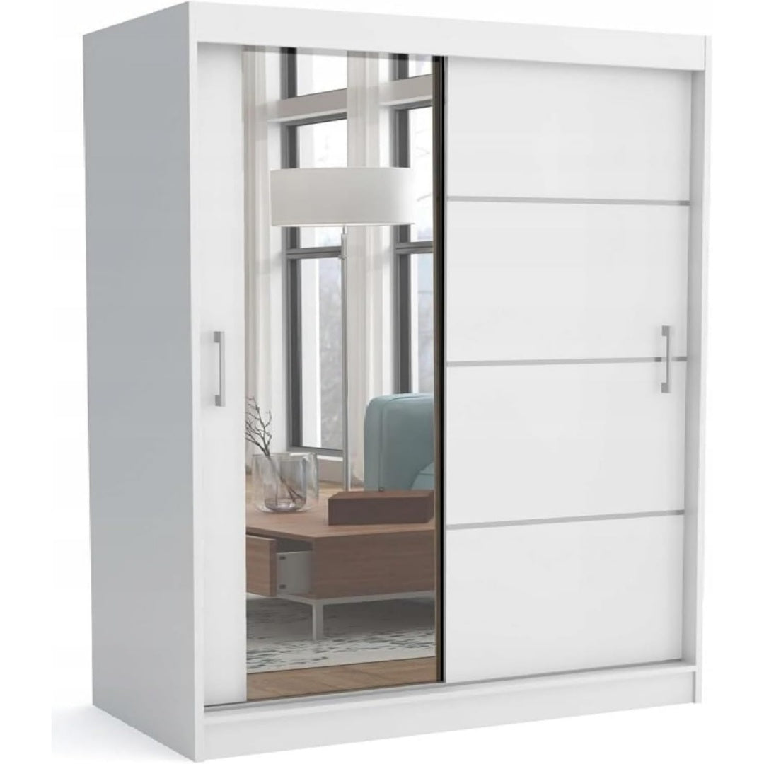 Schiebetueren an dem Kleiderschrank mit den Massen 160 cm